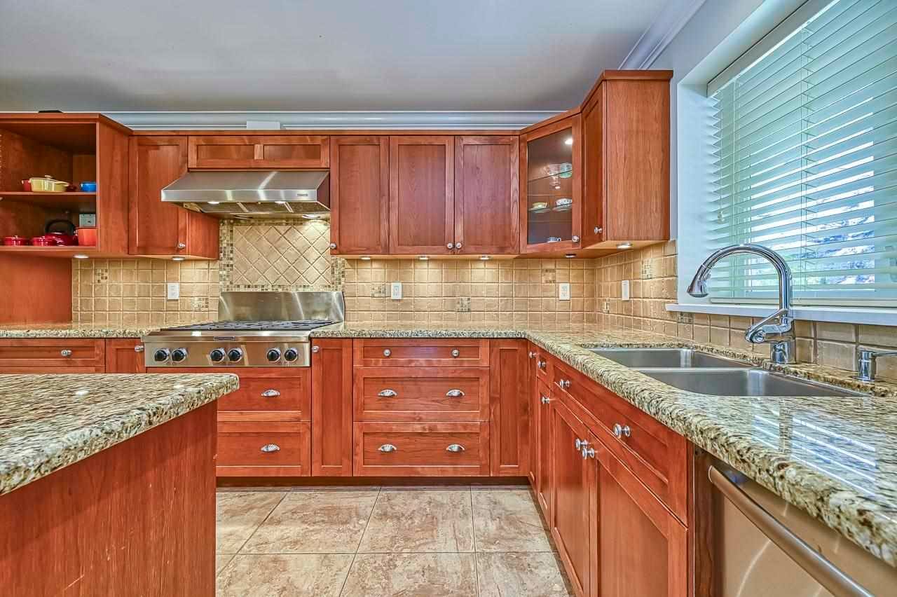 3436 Anne Macdonald Wy