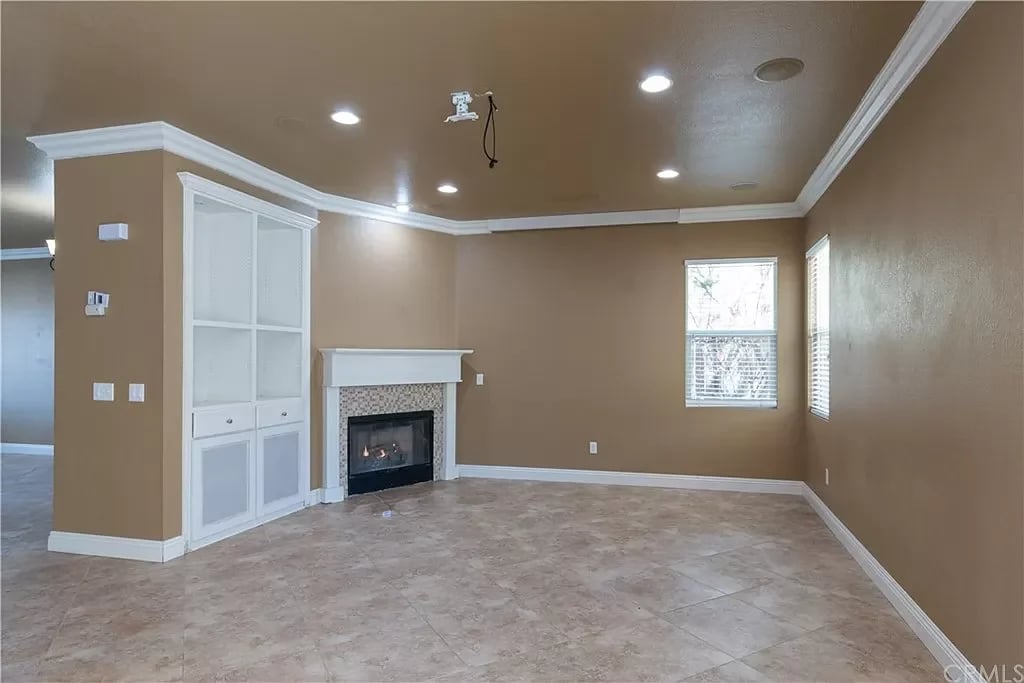 13259 La Crescenta Ave