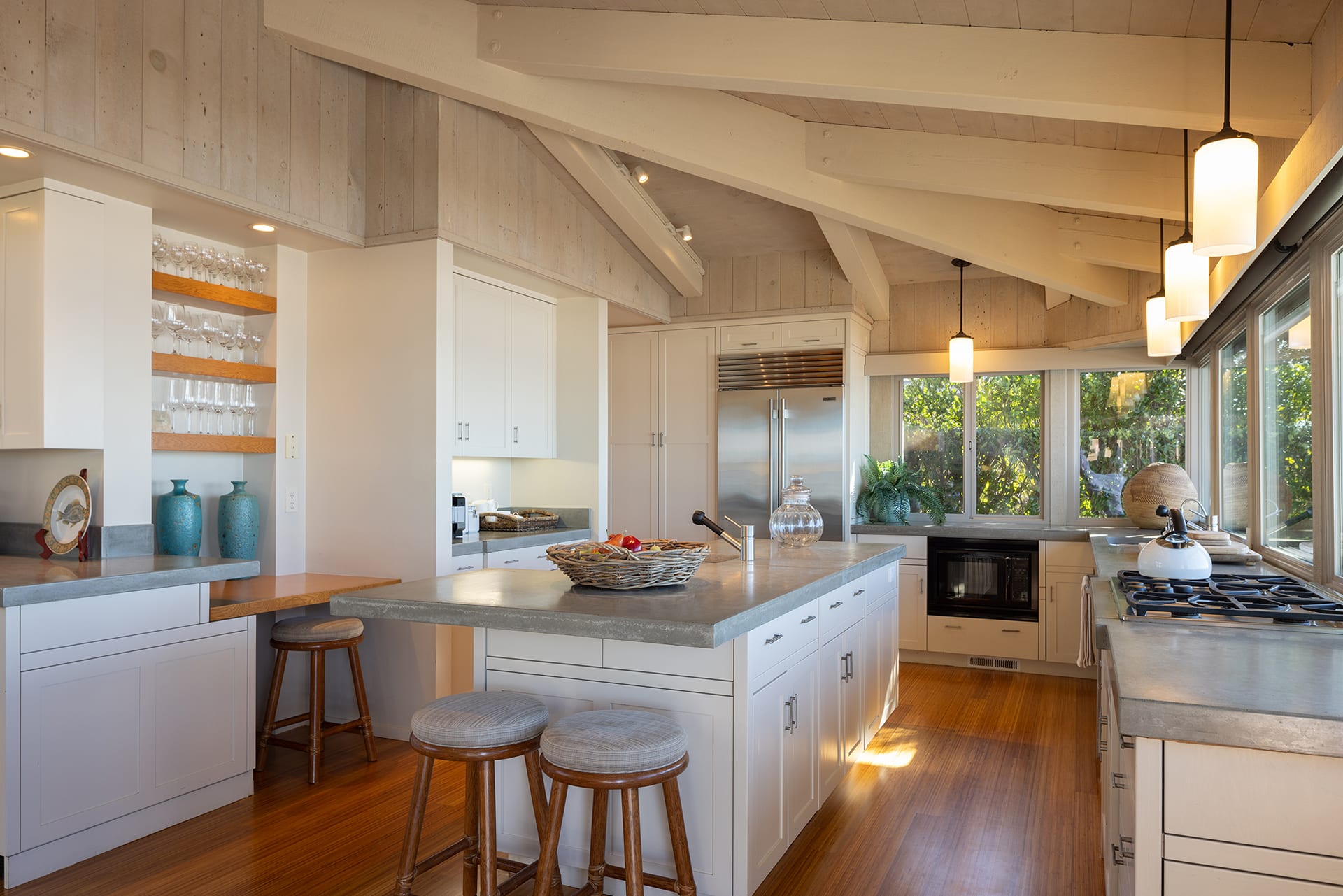Exclusive Beachfront Living - 888 Via Gaviota