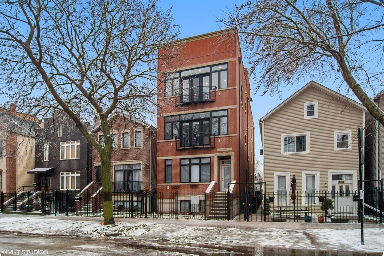 2451 W Cortland  Street, Unit 3