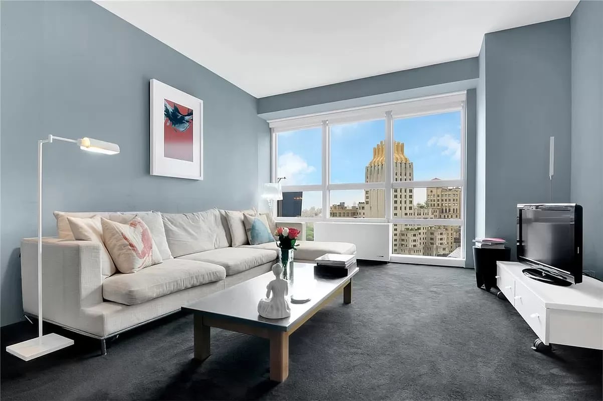 146 West 57th St Unit: 37B