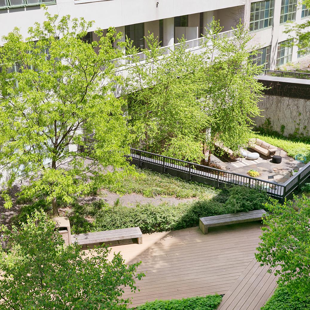 184 Kent Ave. Unit: B-604