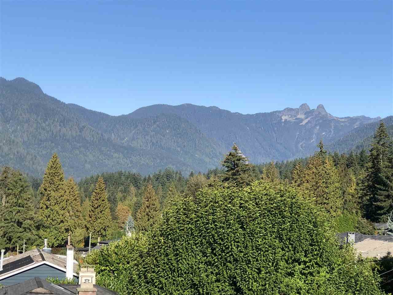 685 Sylvan Avenue, North Vancouver