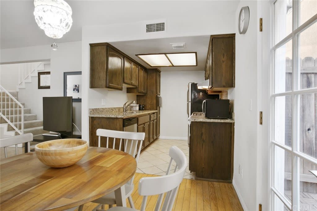 77 N Michigan Ave, #11