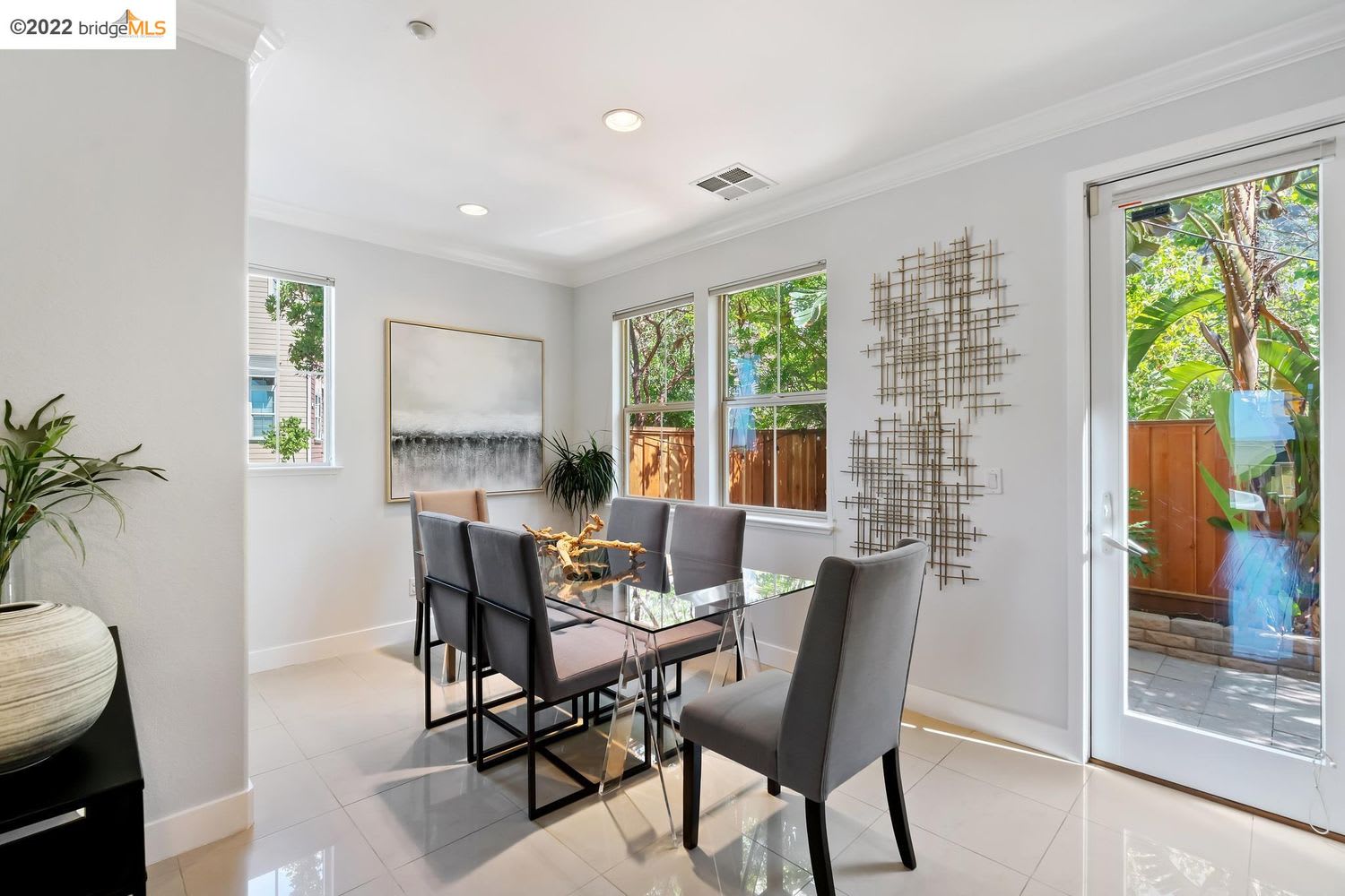 6065 Old Quarry Loop, Oakland, CA 94605