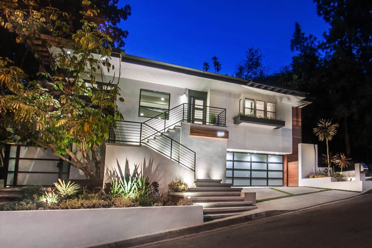 3517 Laurelvale Dr. Studio City, CA