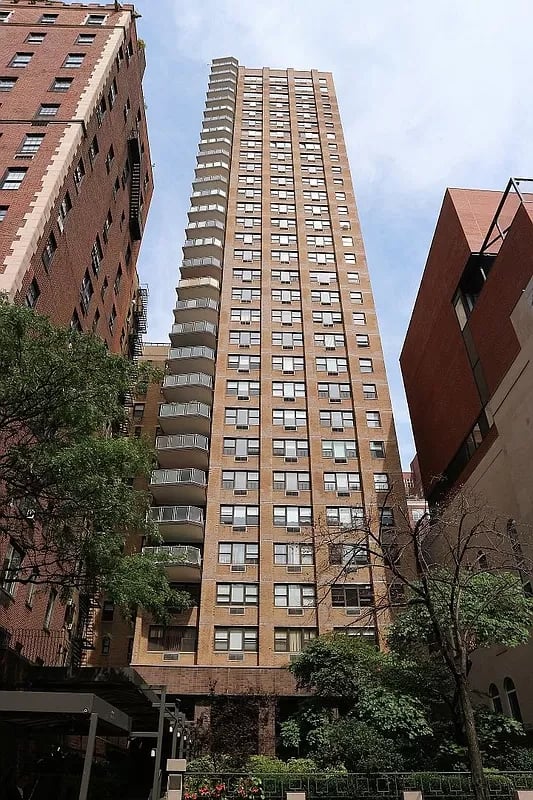 111 East 85th Street Unit: 7B