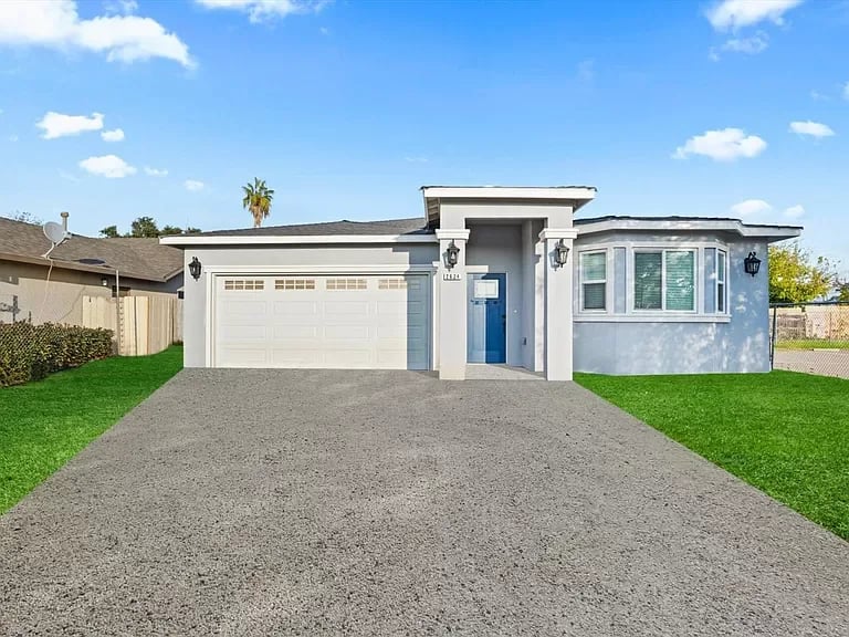 2624 Nightingale Ave