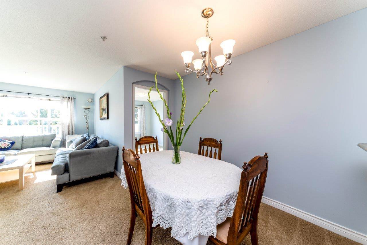 202-960 Lynn Valley Rd