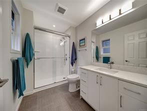 302-456 Linden Ave