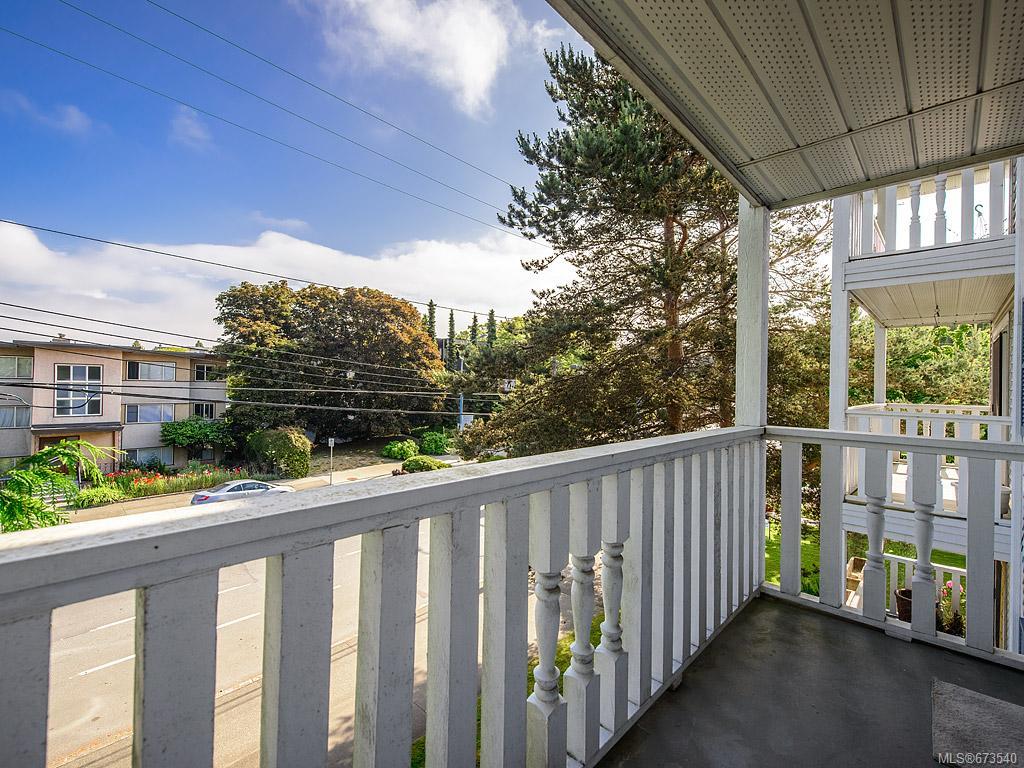 304-1060 Linden Ave, Victoria