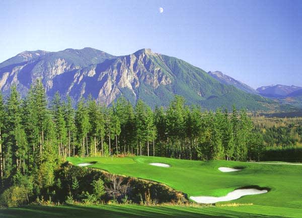 Golf view property in Snoqualmie Ridge 