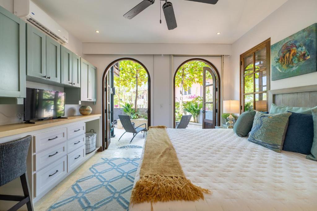 Plaza Flat with Splash Pool, Flamingo, Guanacaste