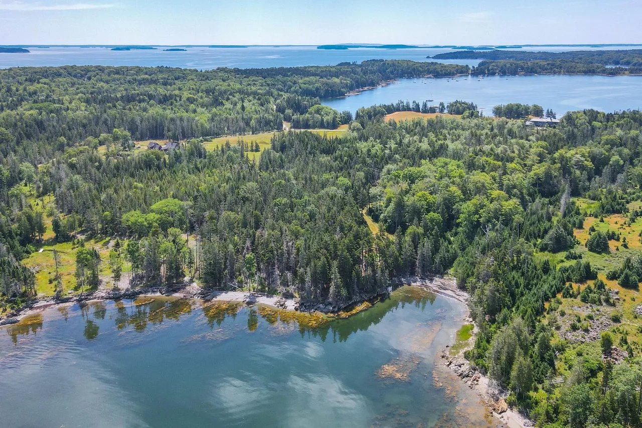 New Land Listing! M23L2P Hermit Point, Islesboro, Maine – $450,000