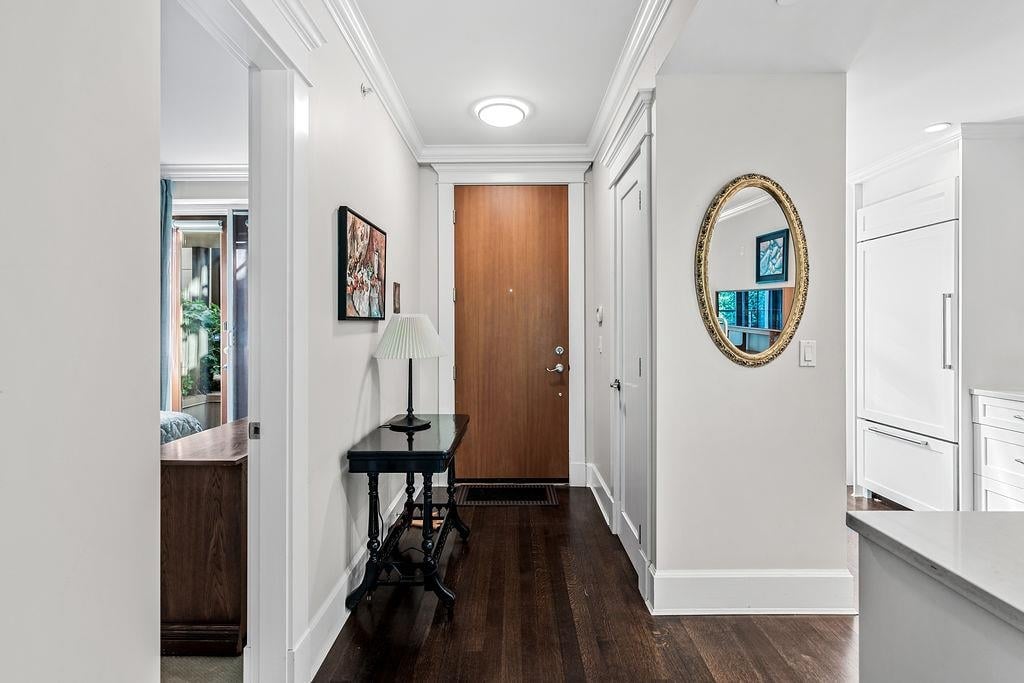 2-1891 Marine Dr