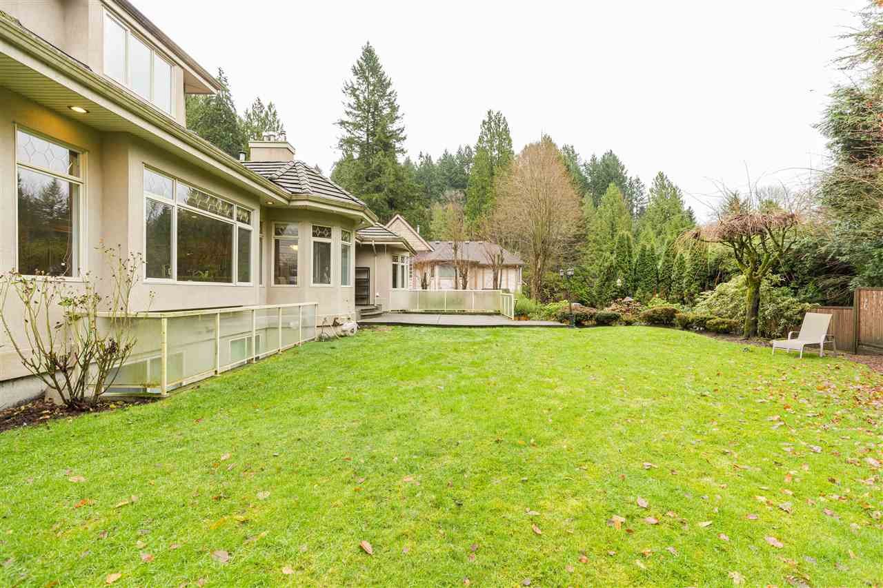 2221 Tanager Place, North Vancouver