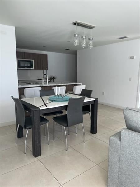 401 N Birch Rd Unit #416
