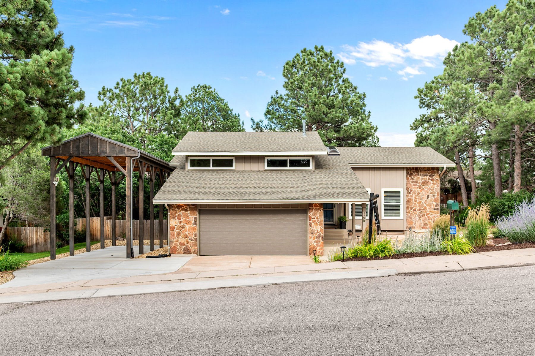 1750 Applewood Ridge Court