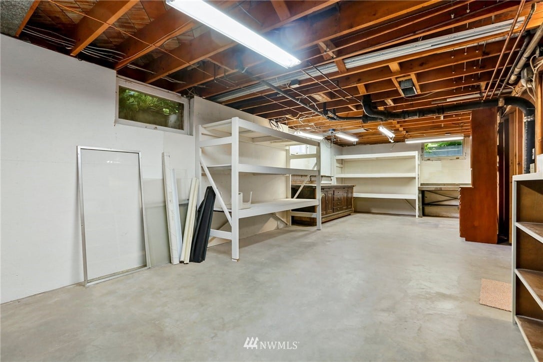 443 View Ridge Dr