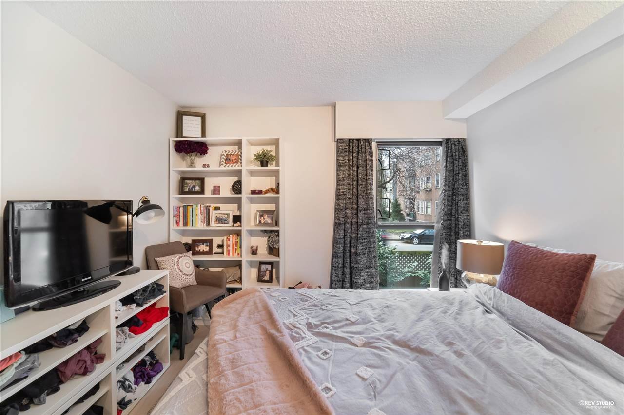 204-1435 Nelson St