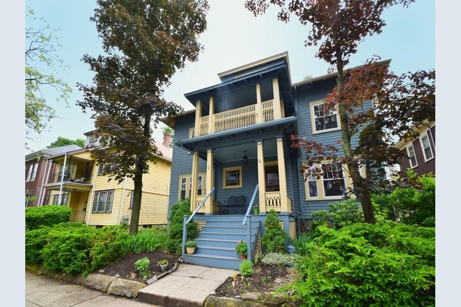 49 Prince St #2