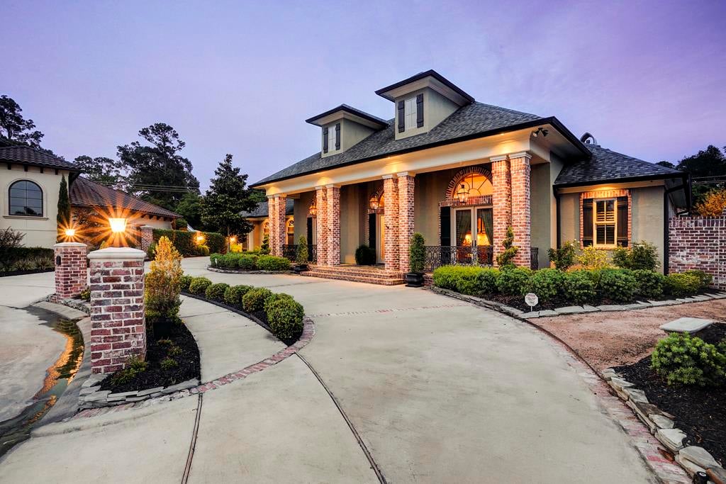 2701 Lauren Rose Ln