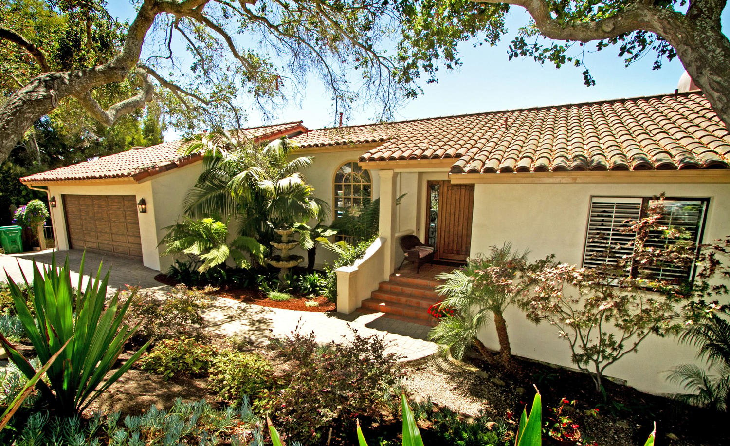 1205 Bel Air Dr