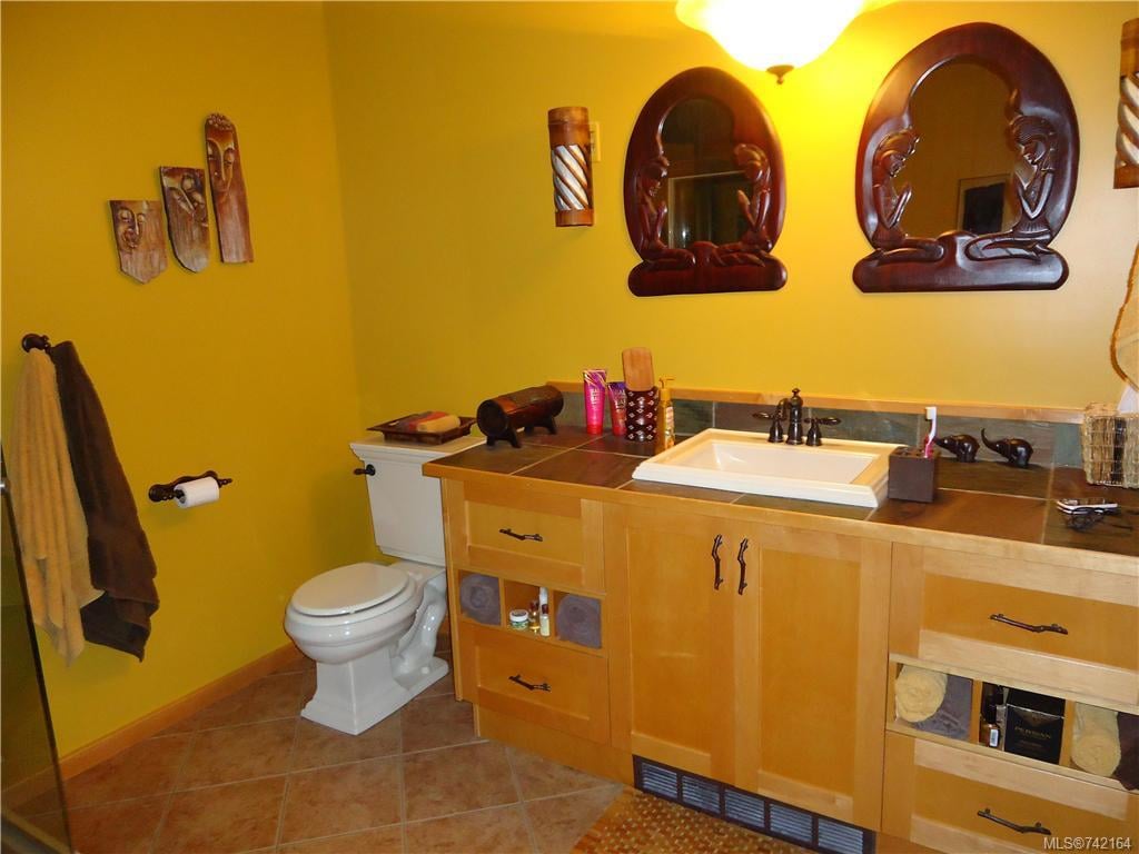 28 Falstaff Pl