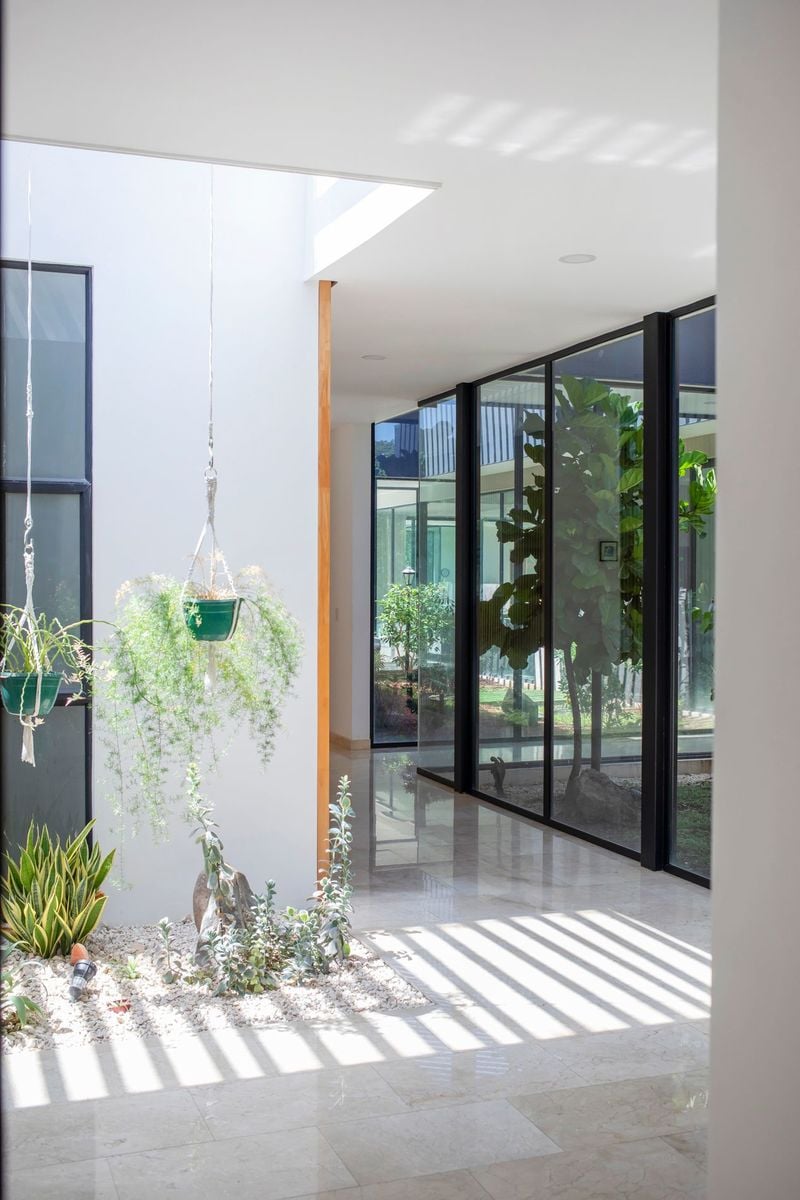 Golf Front Modern Home, Santa Ana, San Jose