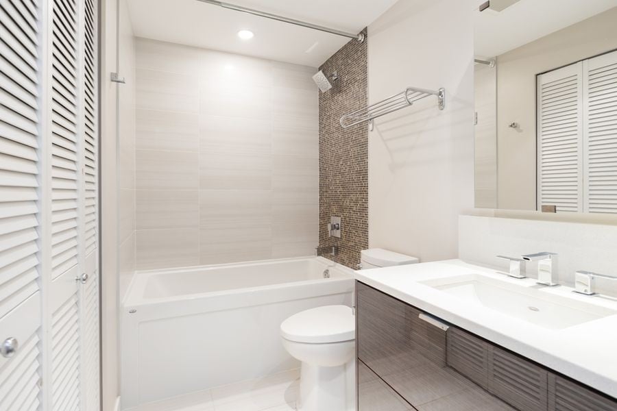 312-1777 W 7th Ave