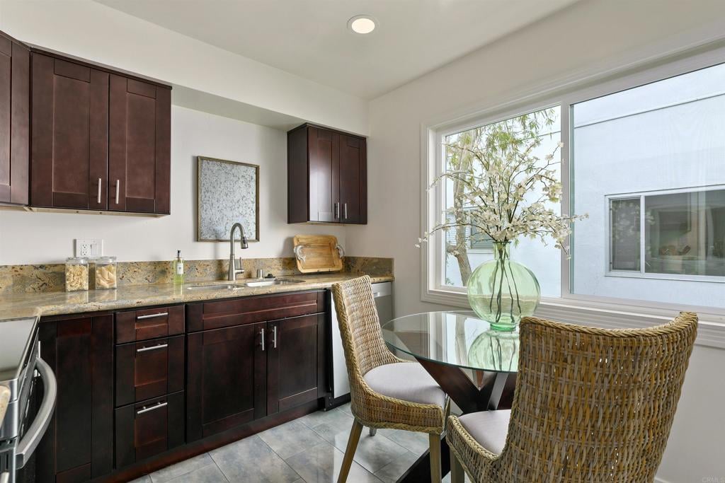 14-2354 Torrey Pines Rd, La Jolla