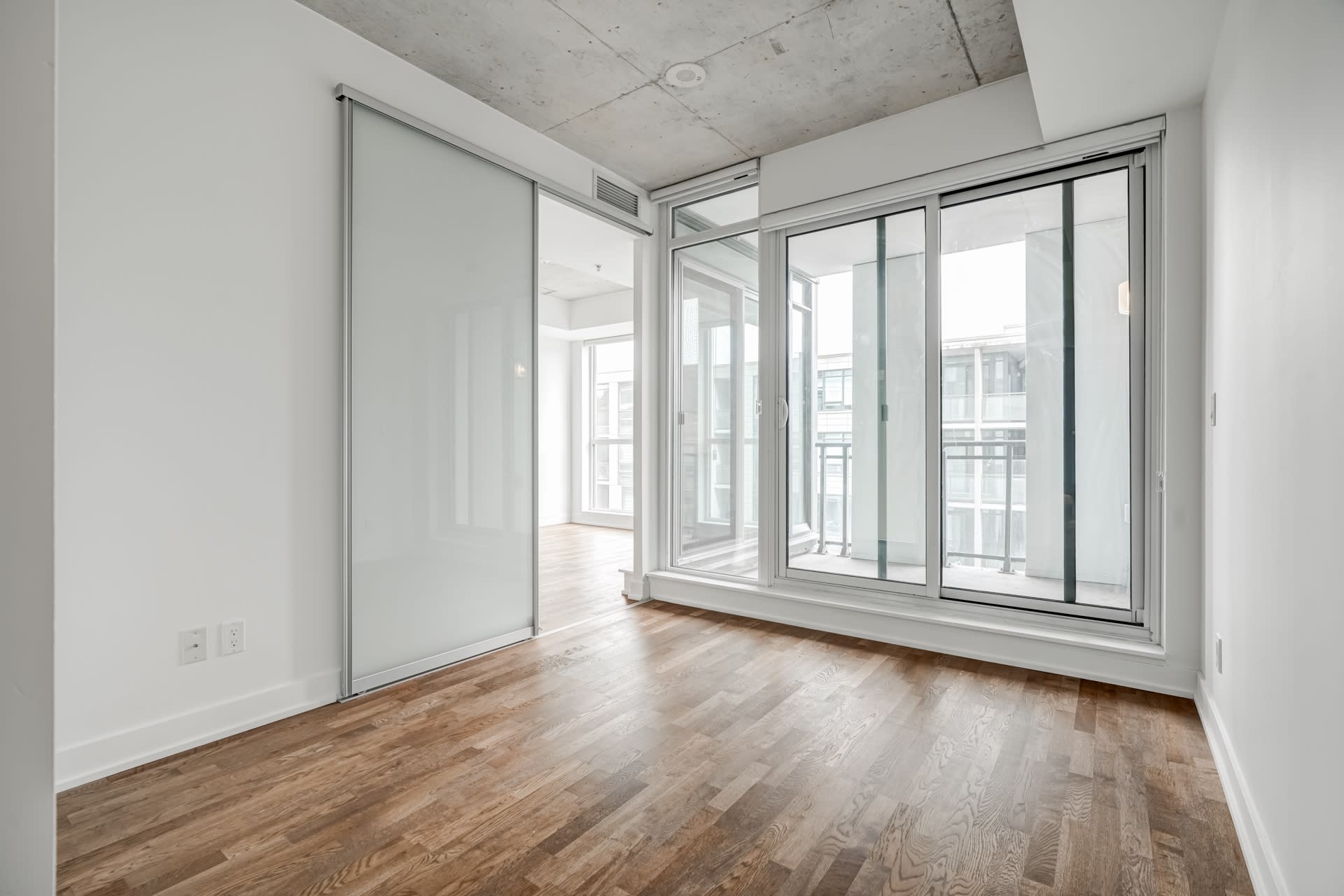 Fabulous 2 Bedroom, 2 Bath Suite