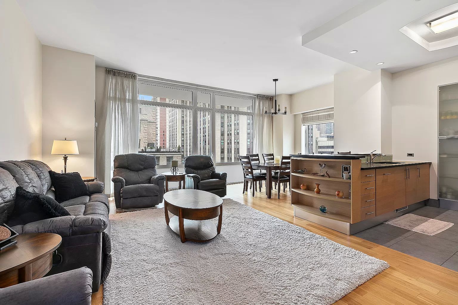 325 5th Ave, #18C
