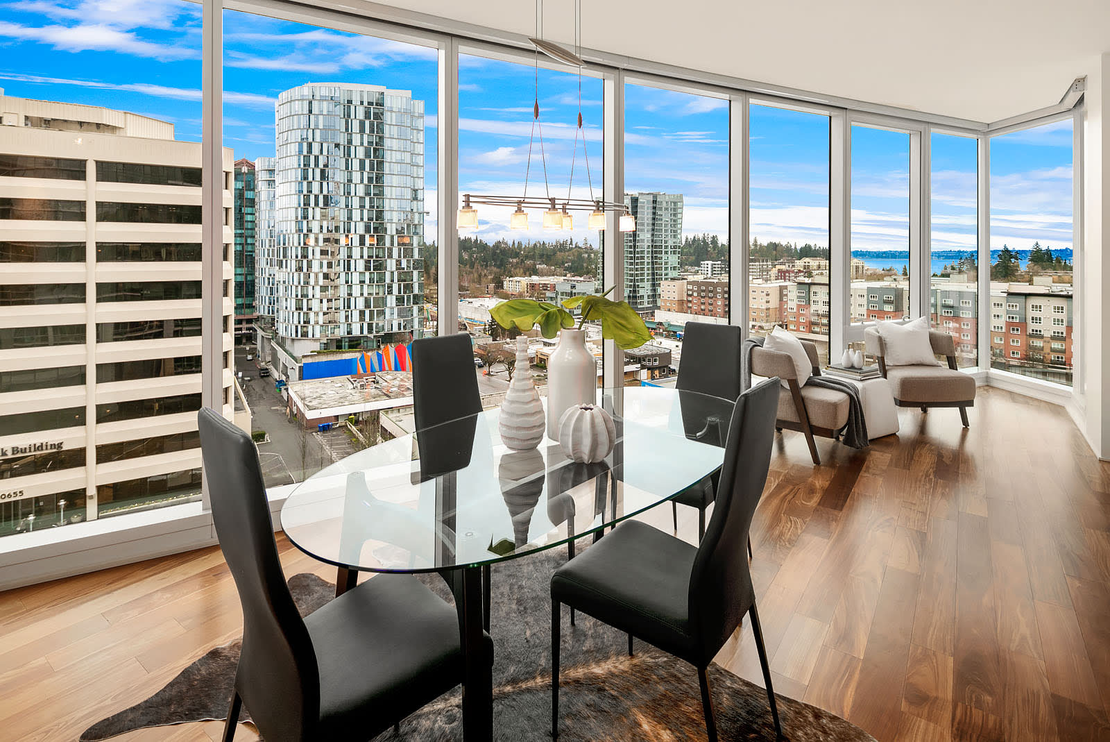 10700 NE 4th Street, Unit 1016