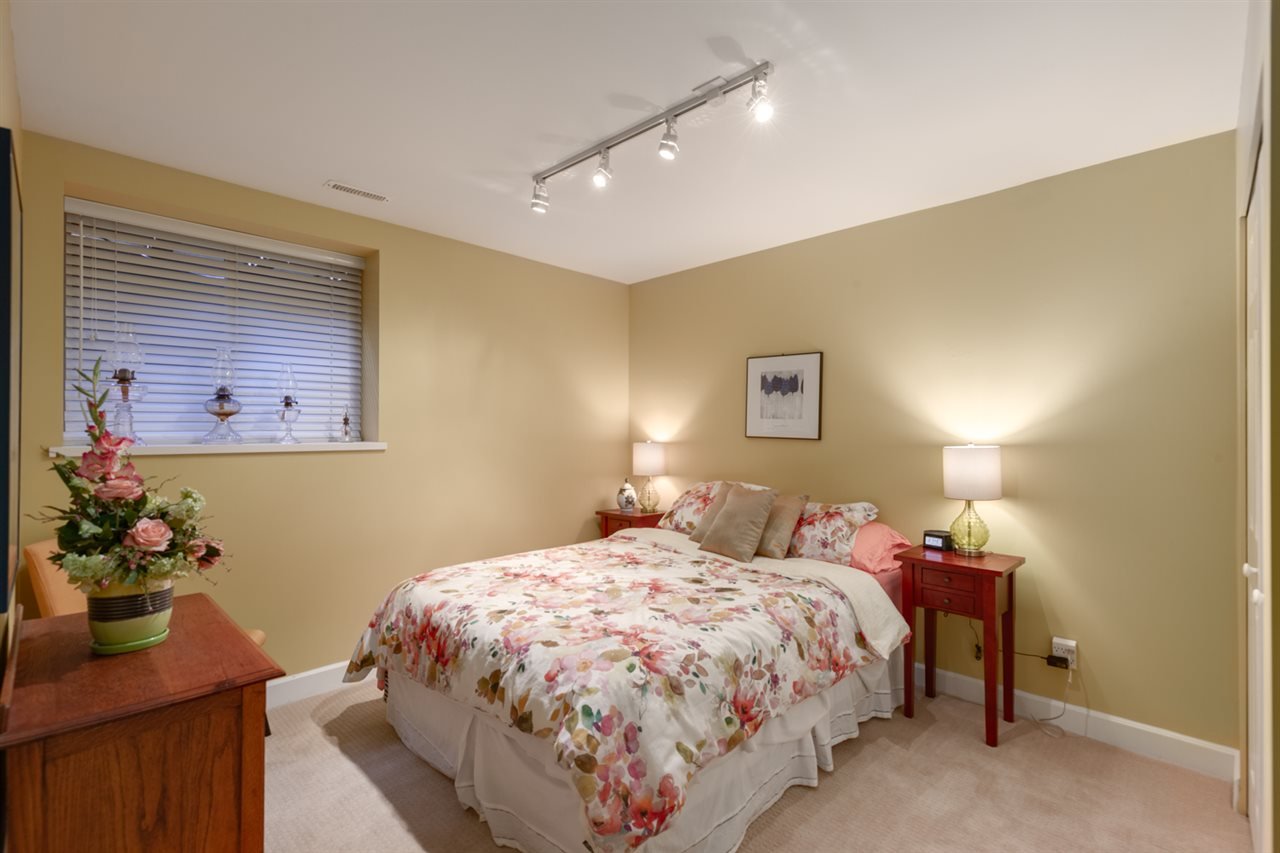 3131 Sunnyhurst Rd