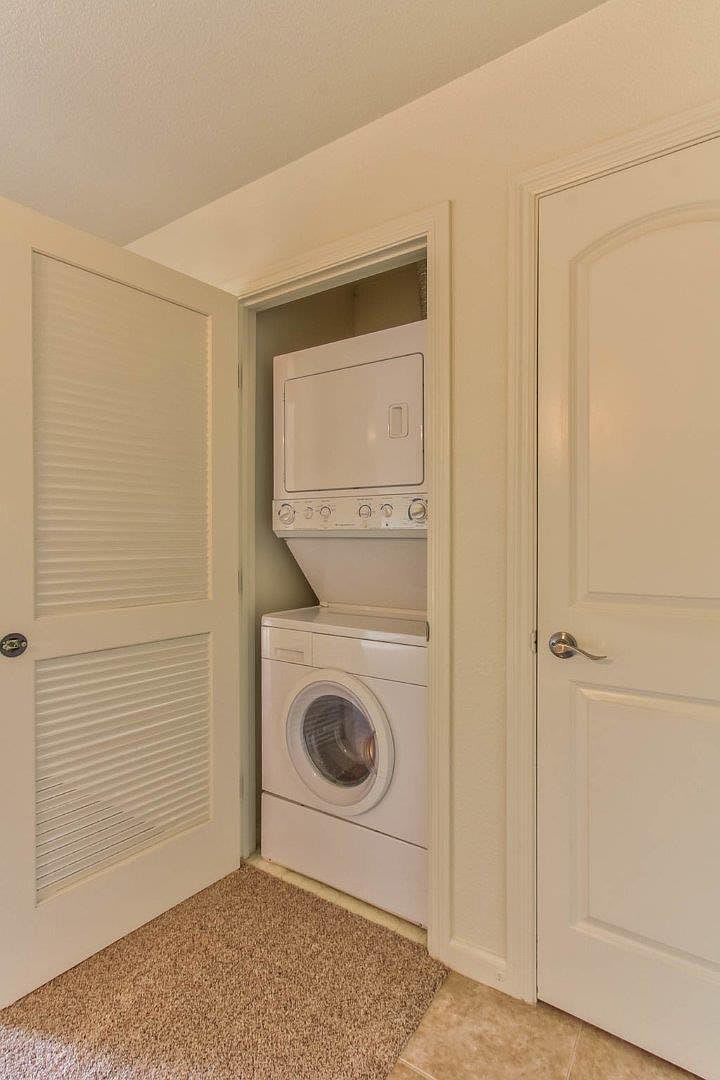 425 W Laurel Dr APT G