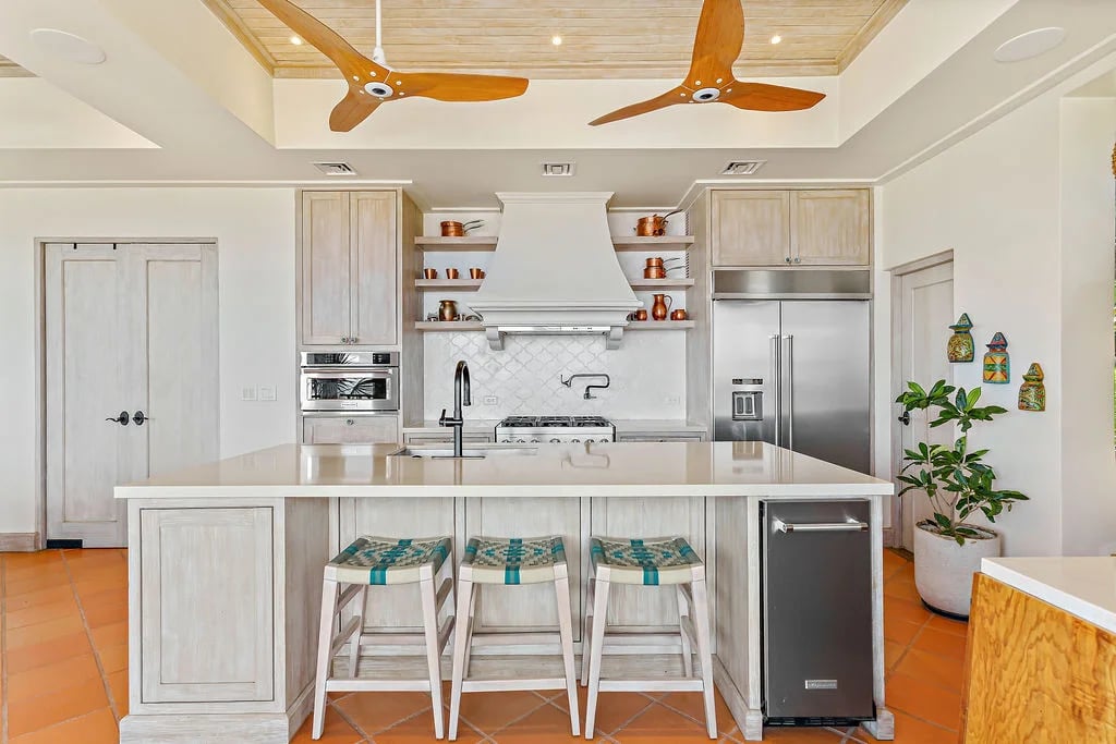 Contemporary Hillside Infinity Villa, Flamingo, Guanacaste