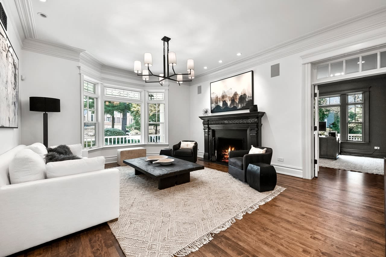 127 E 5th Street