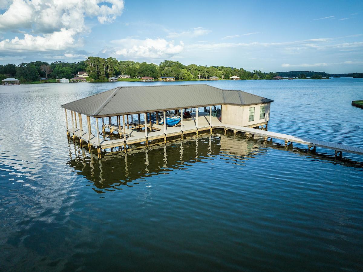 Boathouse on Lake Tyler