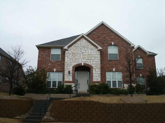 9119 Forest Hills Dr