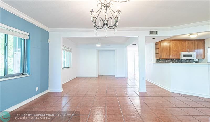 1114 SW 19th St