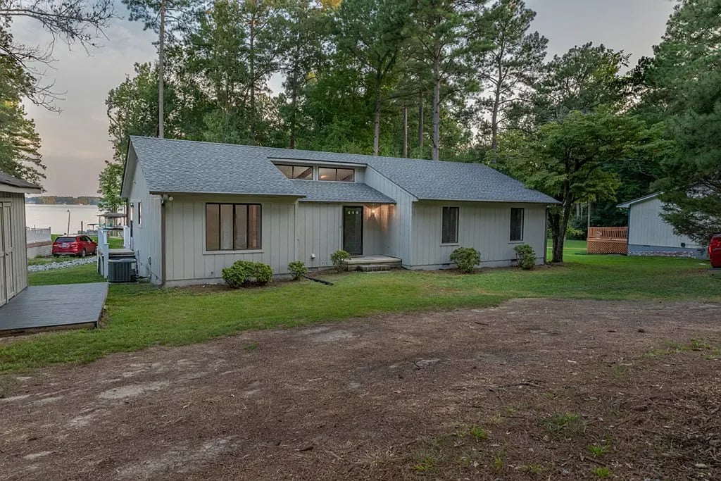 444 Timberline Dr