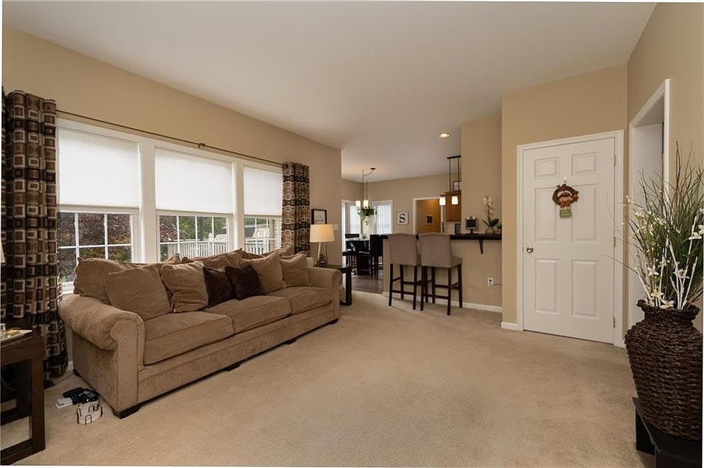 2660 Fieldview Dr
