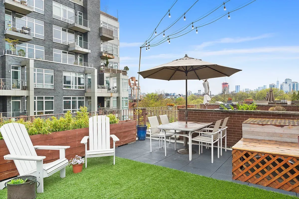 63 Engert Avenue Unit: 3