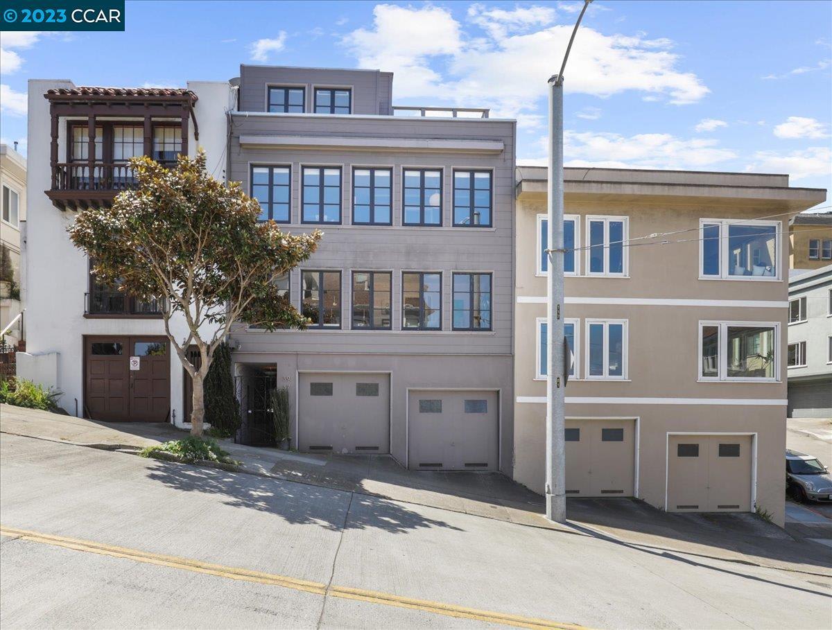 39 Frederick St