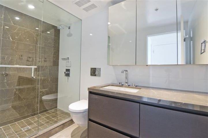 706-1571 W 57th Ave