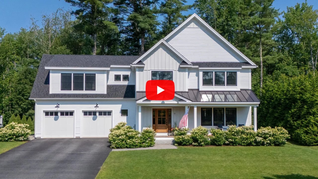Custom Brush and Hammer Home For Sale in Yarmouth, Maine