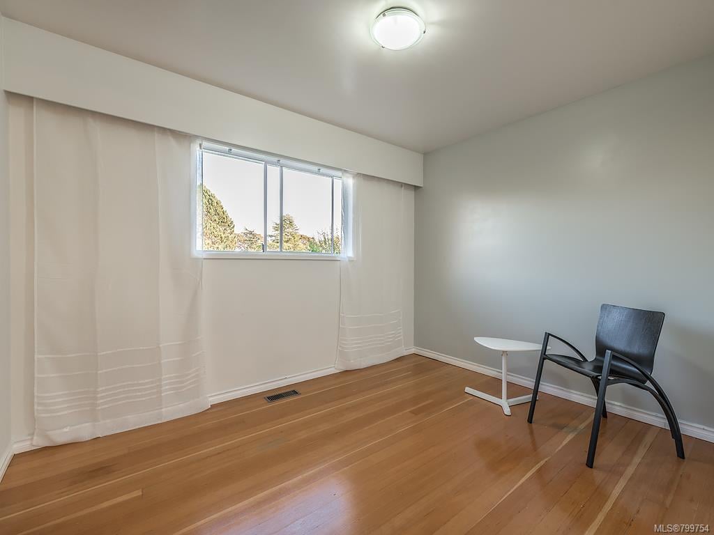 3291 Megaw Pl, Saanich