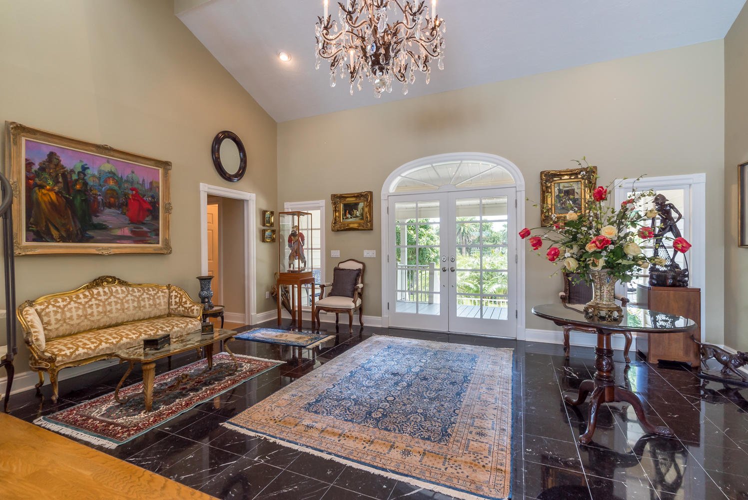 1329 Vista Dr