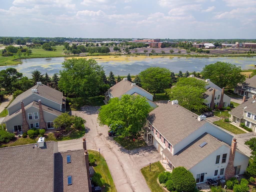 2632 College Hill Cir